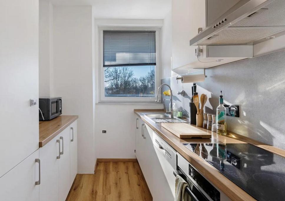 Charmentes Privatzimmer Mit Kueche, Naturgebiet Düsseldorf Exteriör bild