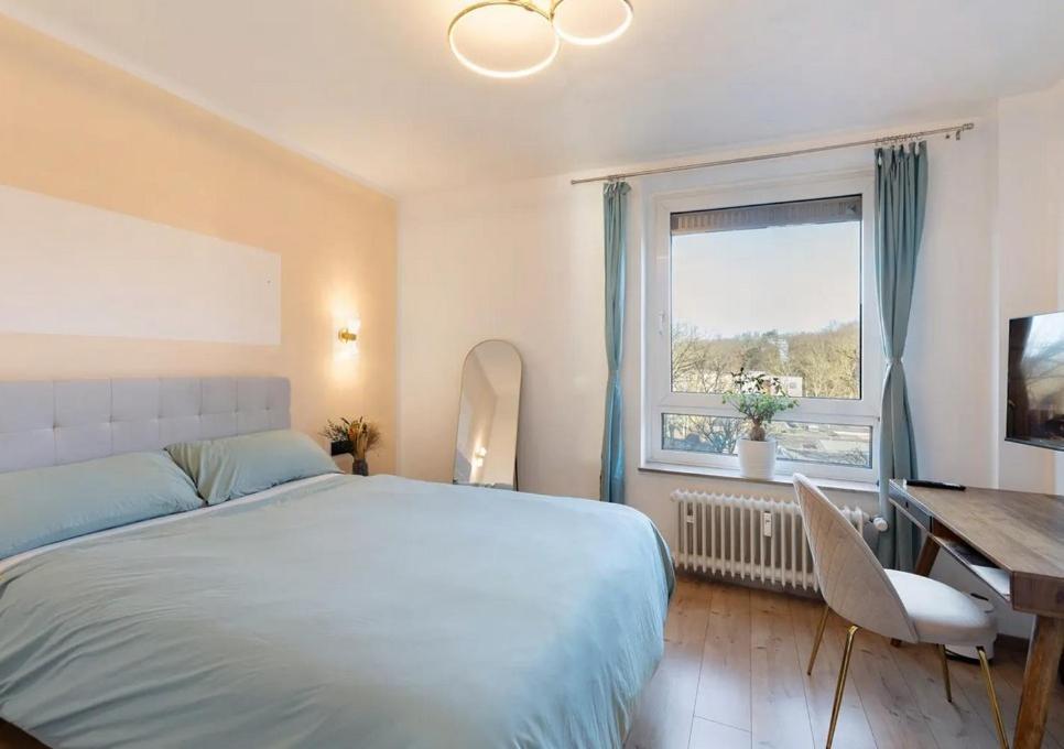 Charmentes Privatzimmer Mit Kueche, Naturgebiet Düsseldorf Exteriör bild
